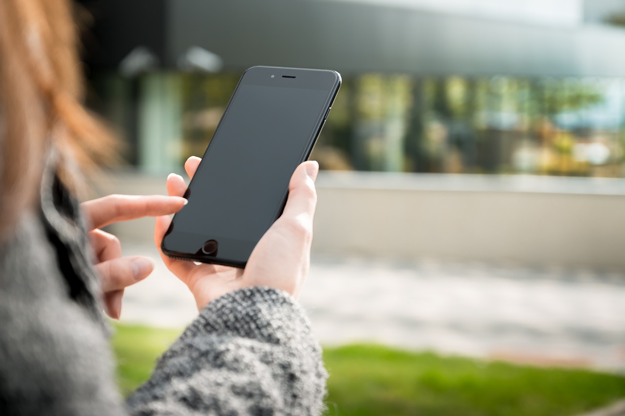 Image - smartphone phone call message