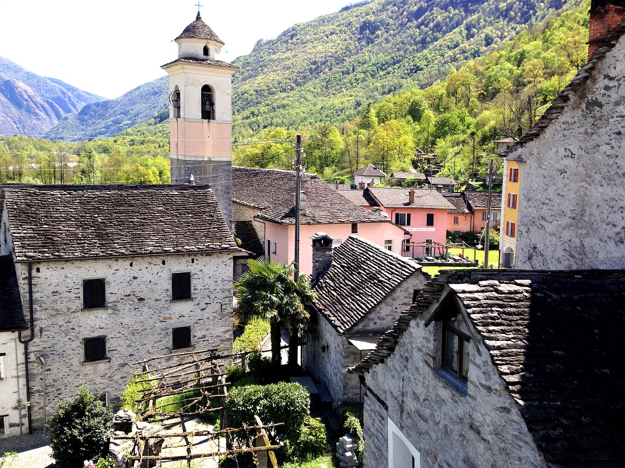 Image - lodano ticino steeple church