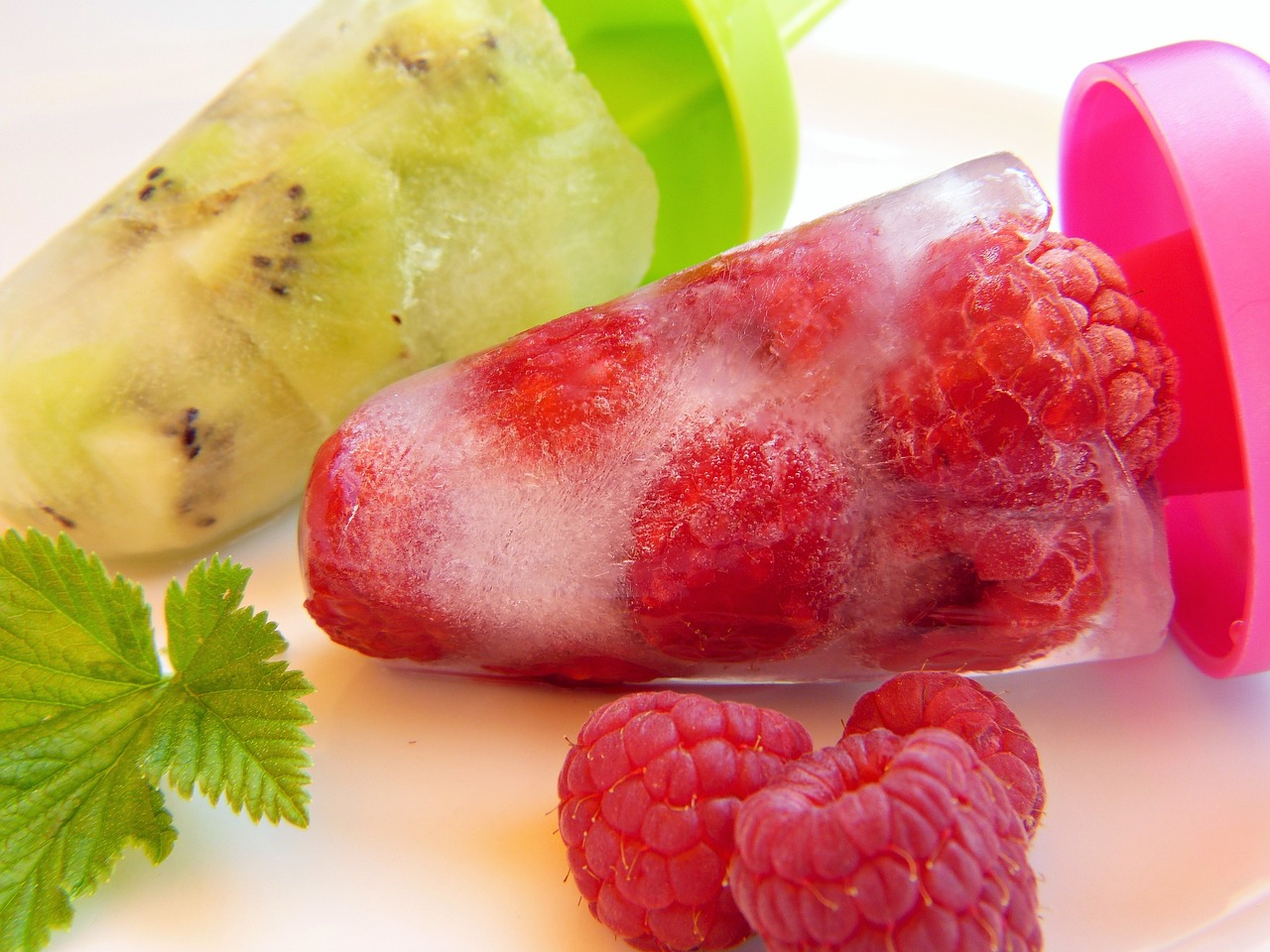 Image - ice raspberries kiwi fruit eat