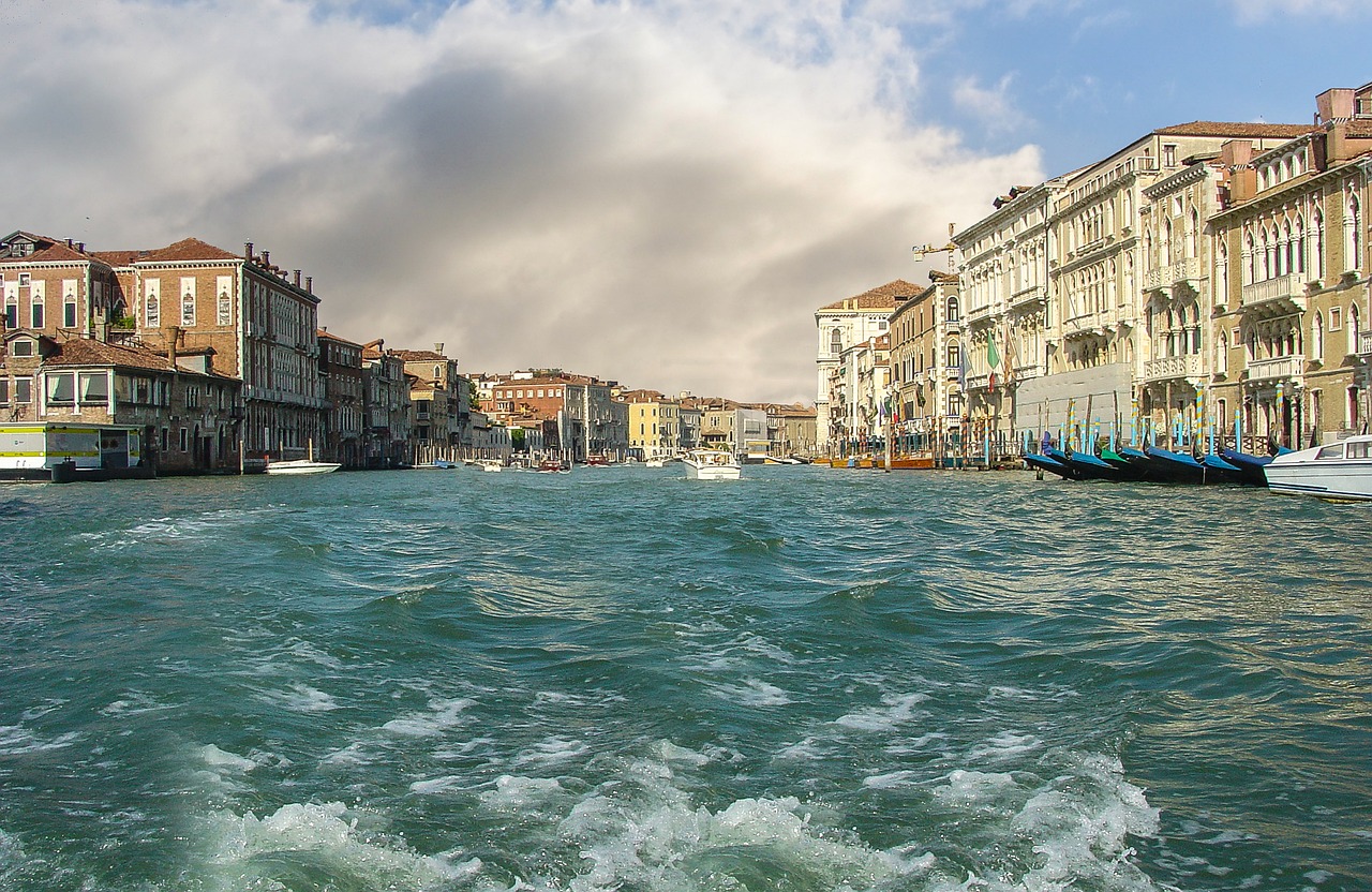 Image - venice boat ride venezia canal