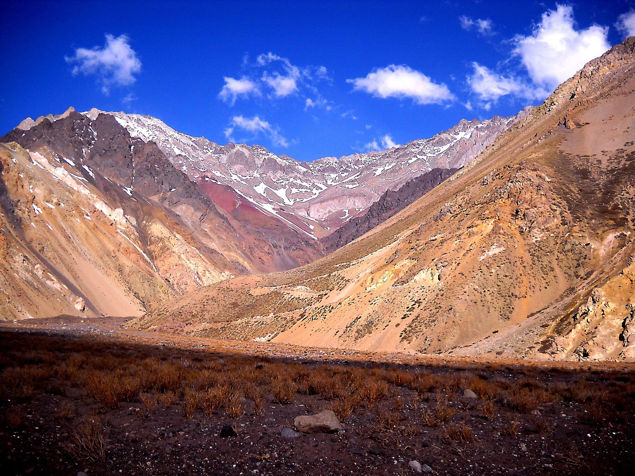 Image - mountains reservoir of the plaster