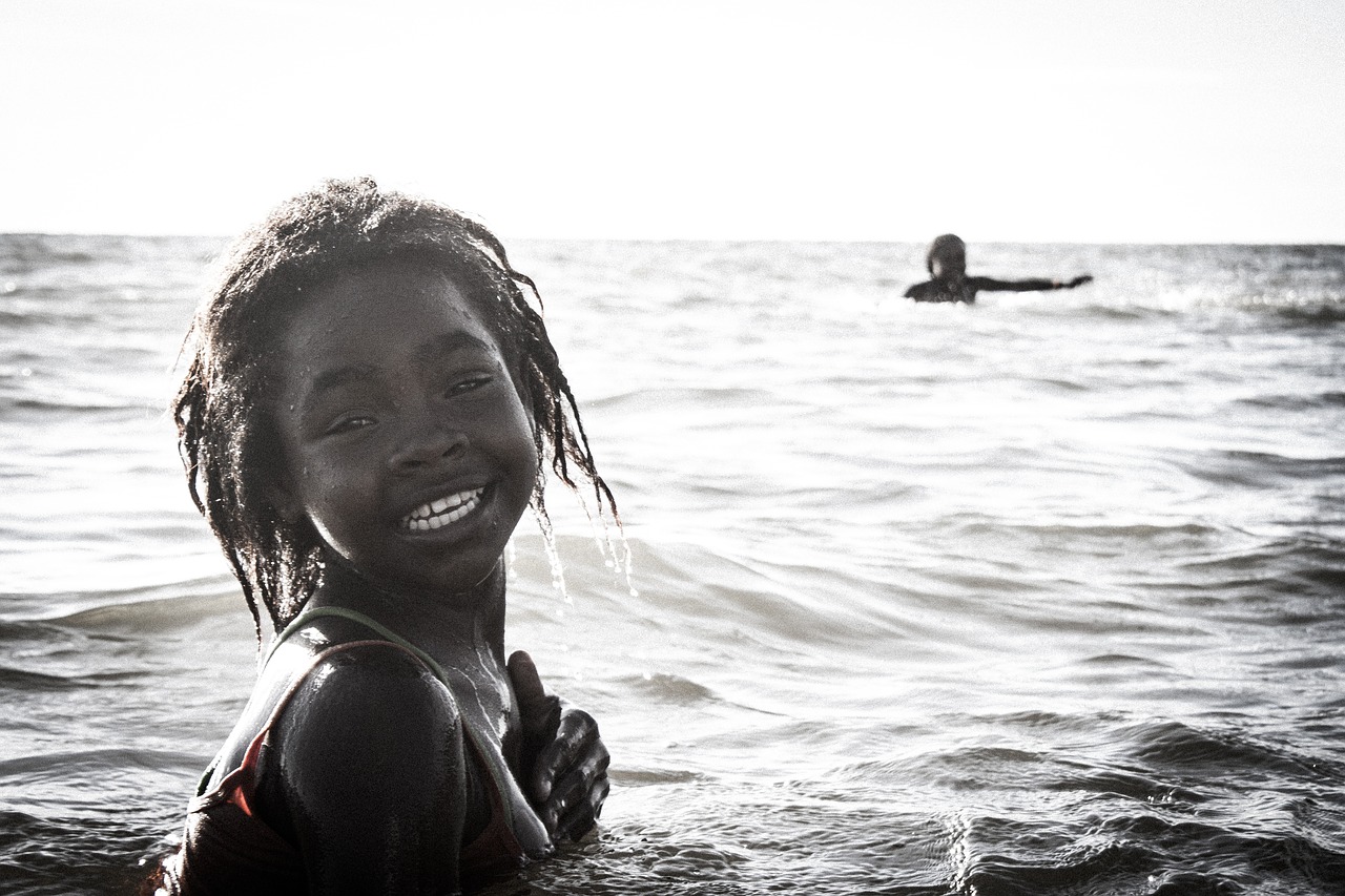 Image - girl sea ocean children beach