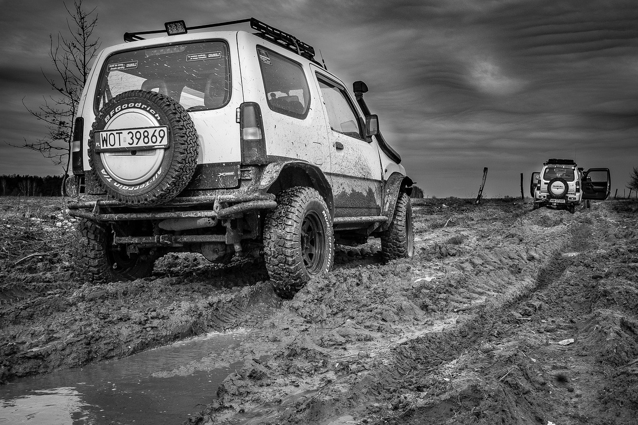 Image - off road 4x4 car extreme adventure