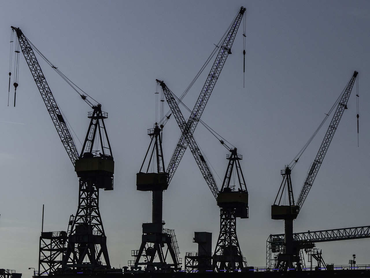 Image - cranes dock hamburg port elbe