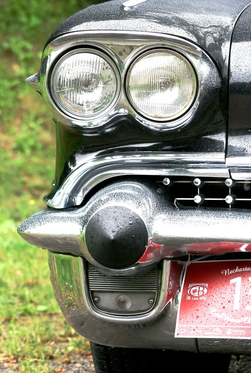 Image - cadillac chrome spotlight classic