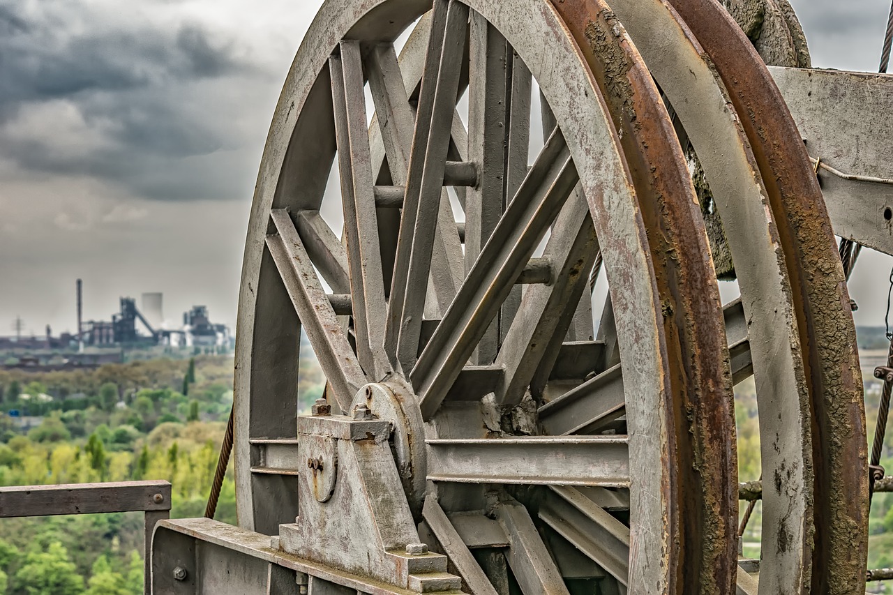 Image - wheel turn carry metal steel mill