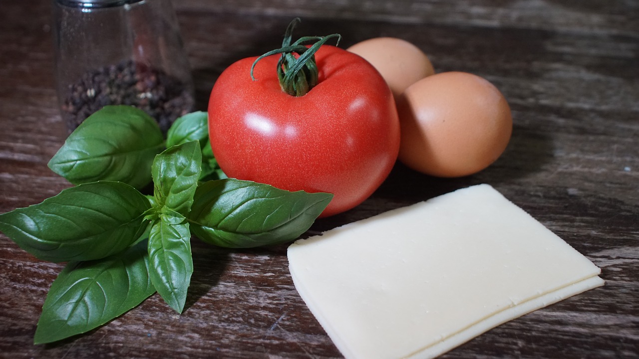 Image - breakfast tomato eating cheese