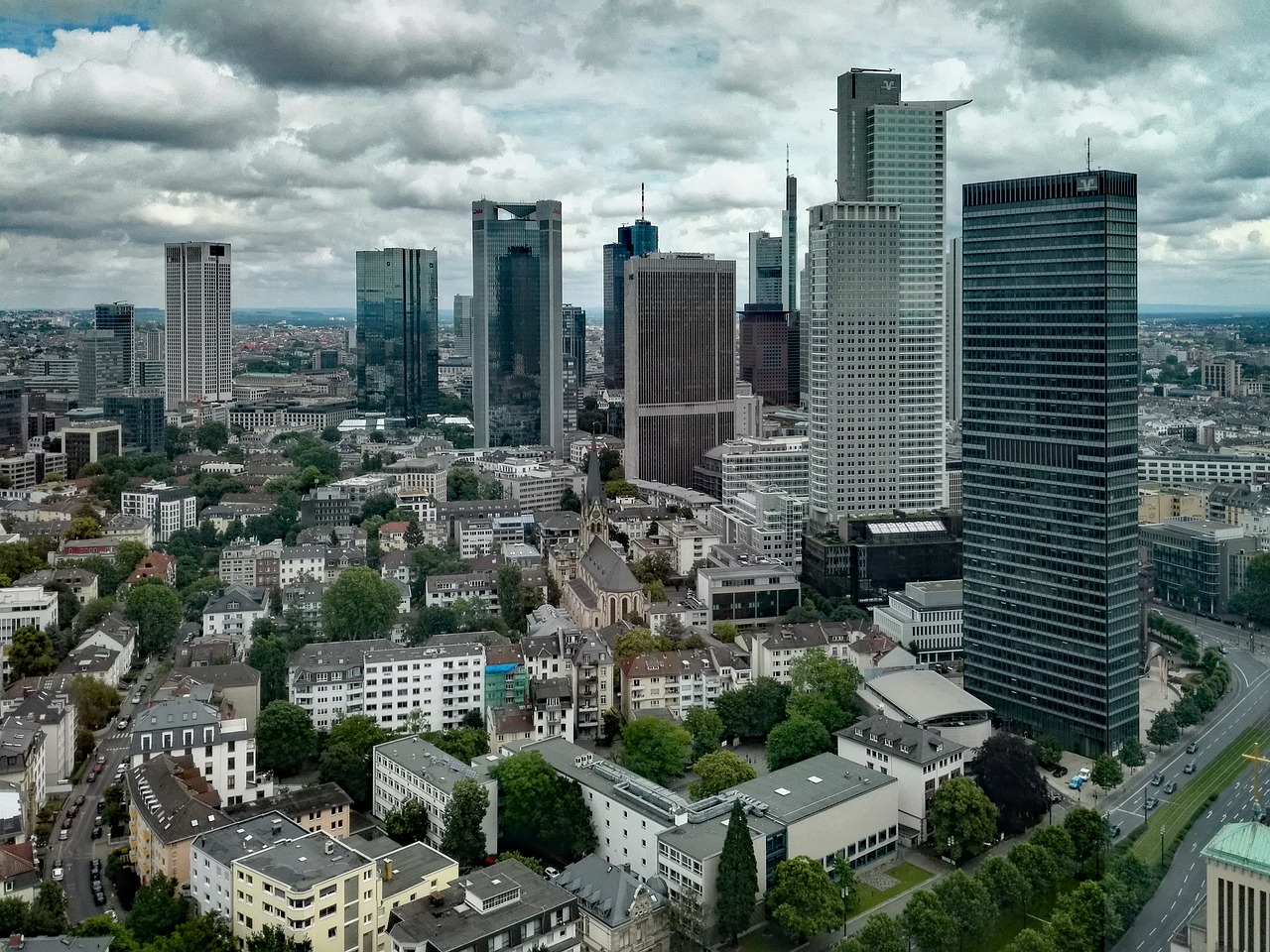 Image - frankfurt hesse germany skyline