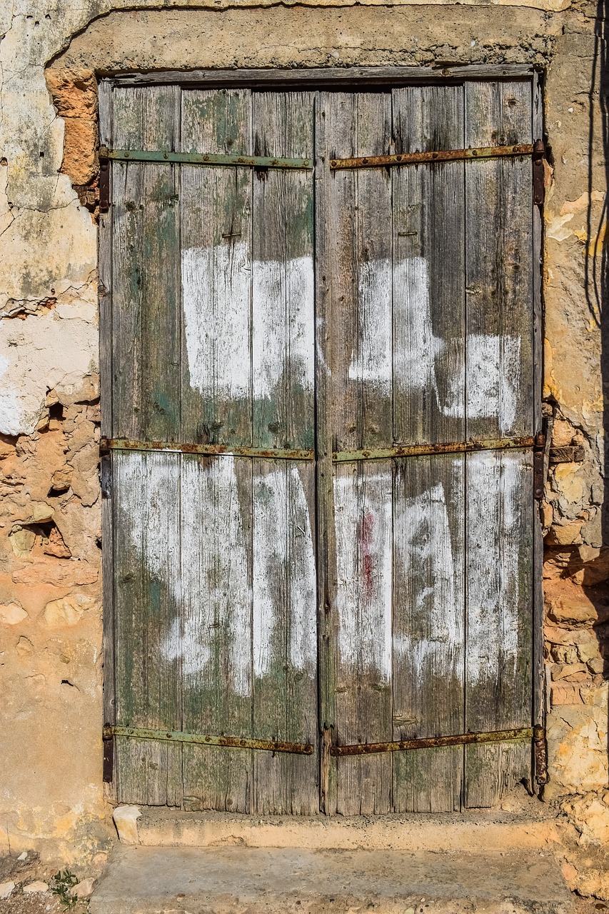 Image - door old aged weathered rusty