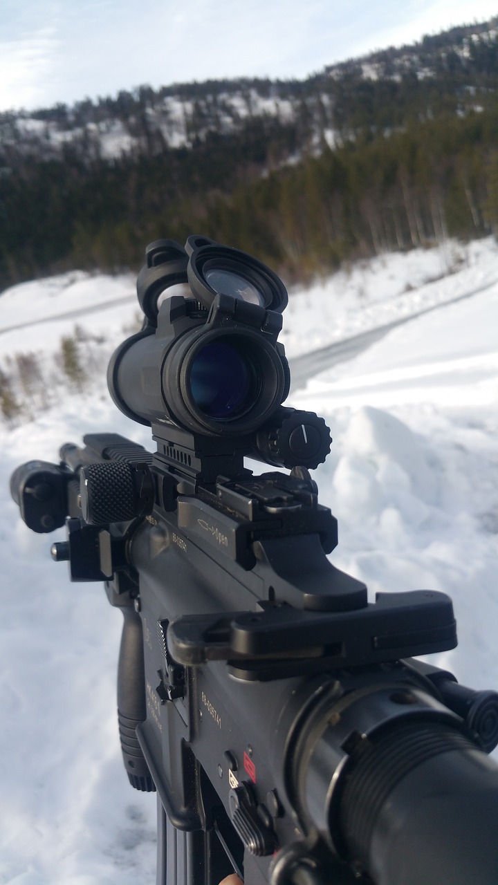 Image - automatic rifle gun winter army