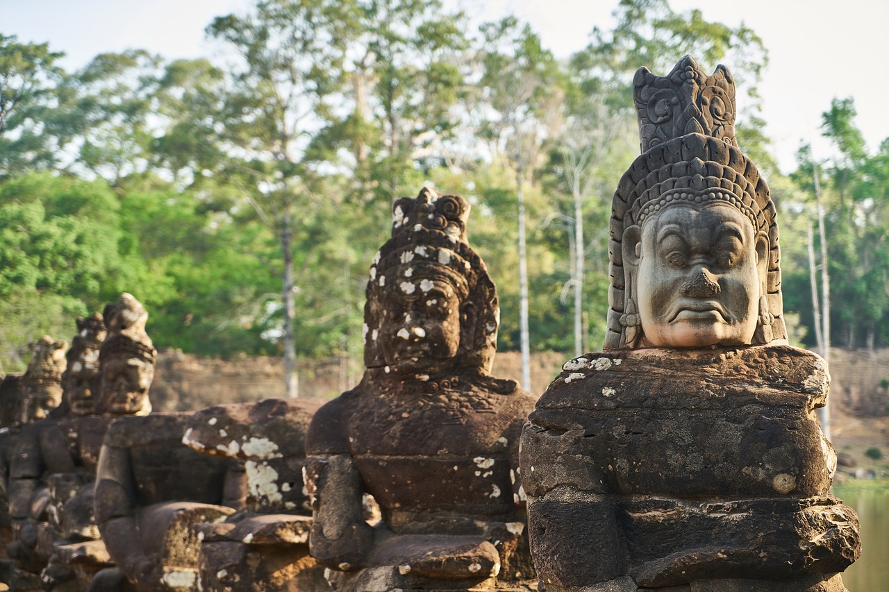 Image - sculpture god buddhism buddhist