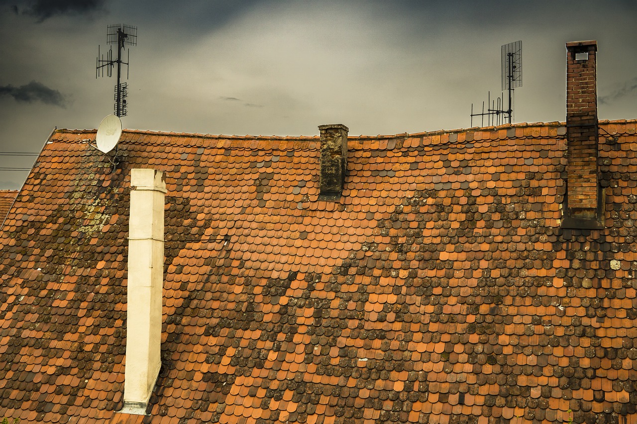 Image - roof old broken home building sky