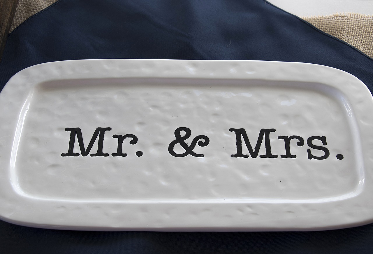 Image - mr and mrs wedding gift plate