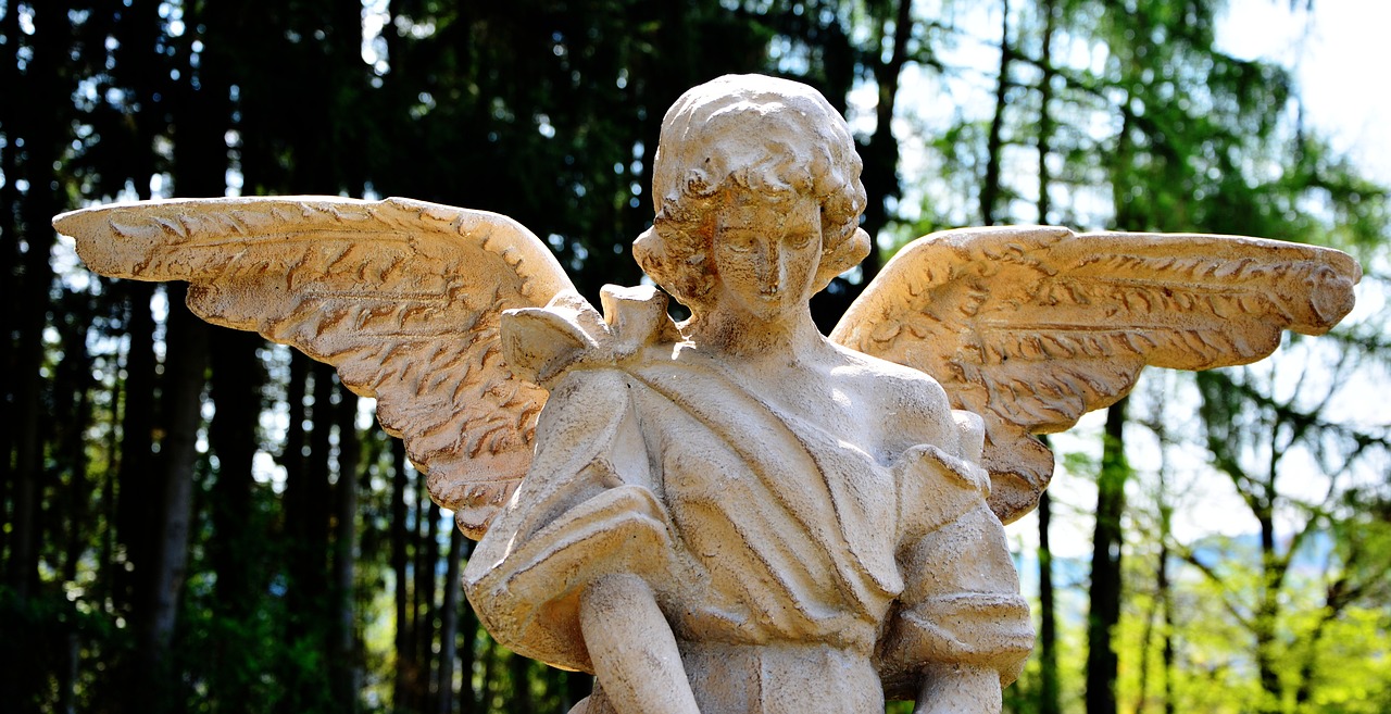 Image - angel cemetery sculpture figure