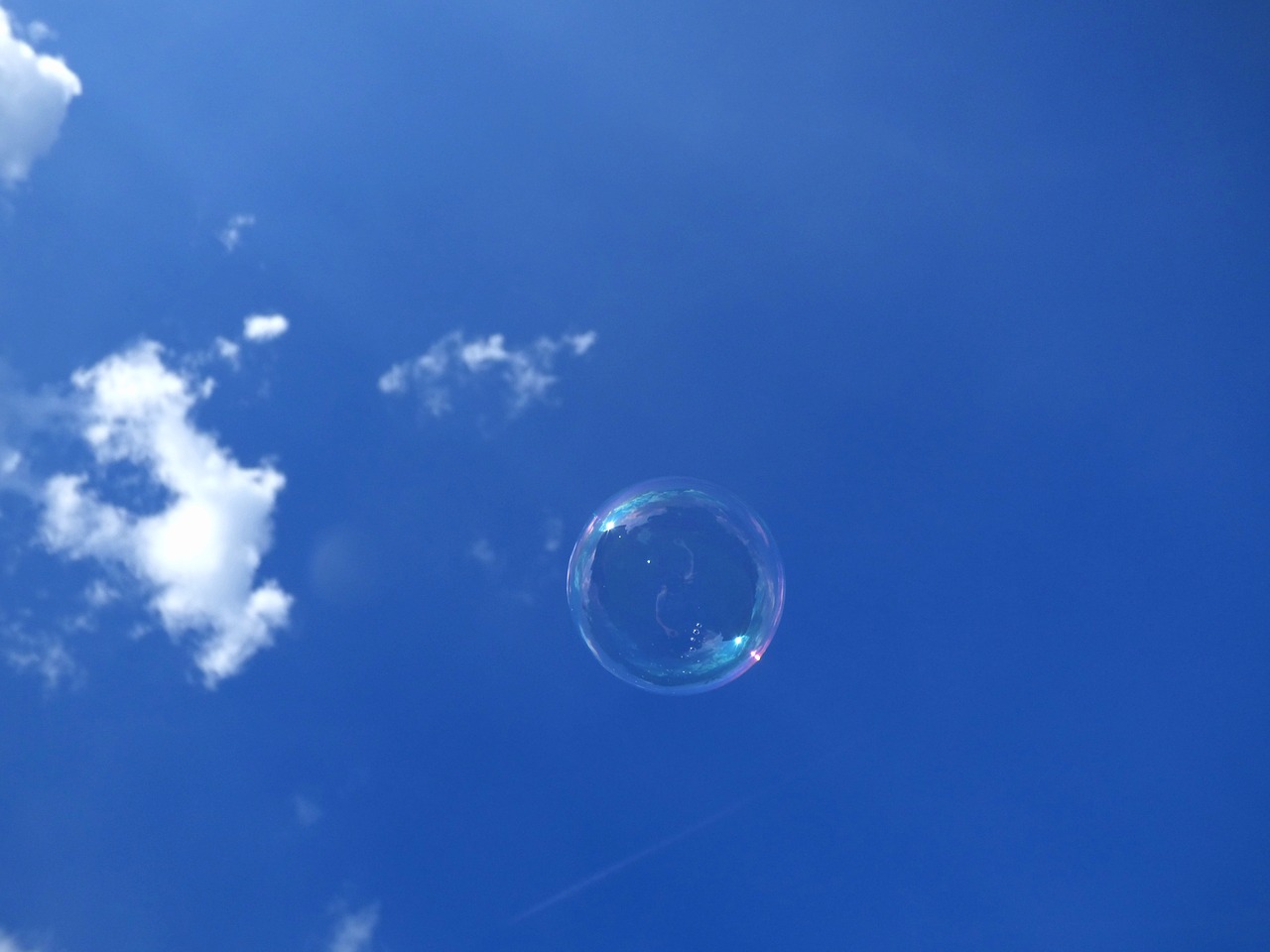 Image - bubble heaven cloud blue blue sky