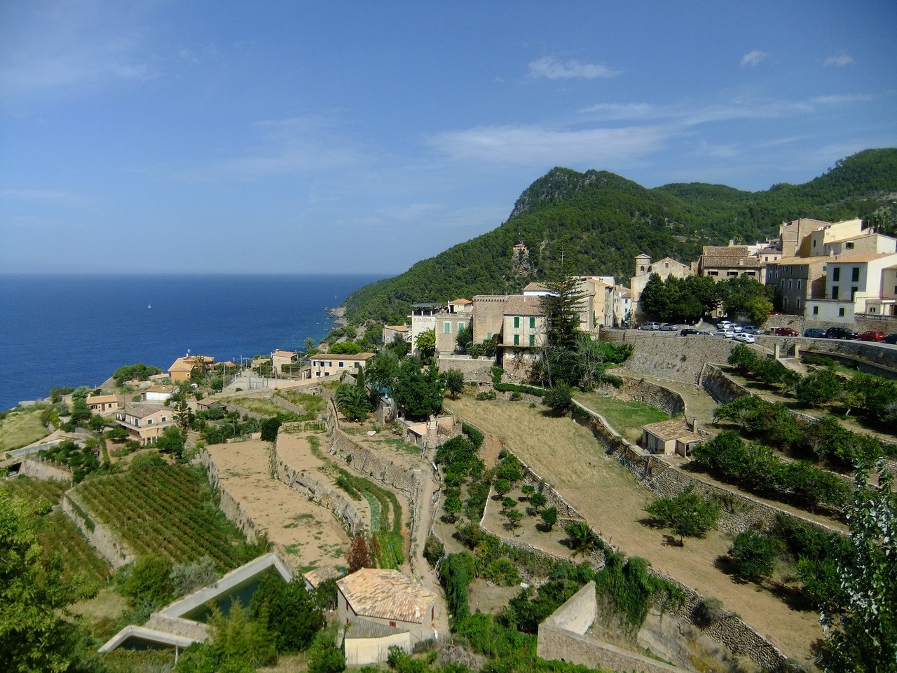 Image - banyalbufar mallorca tramuntana