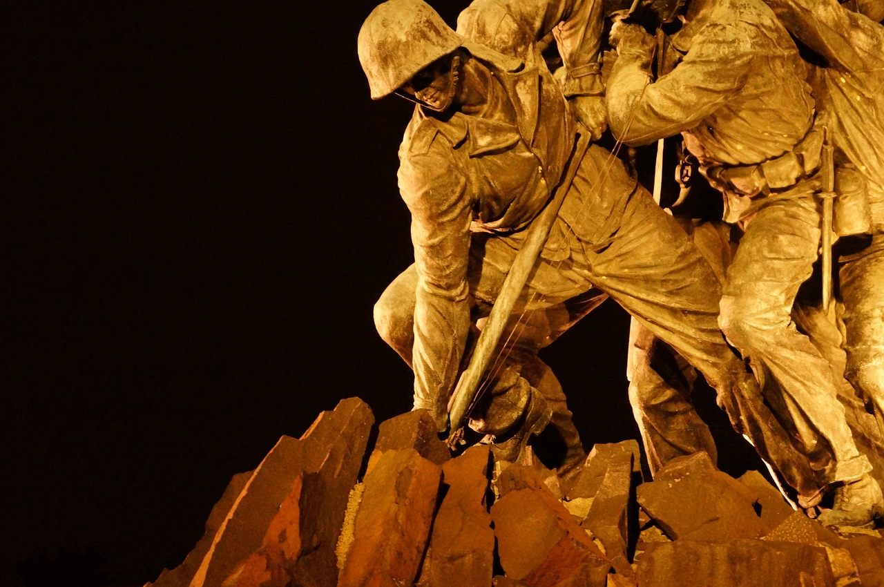 Image - iwo jima washington dc night