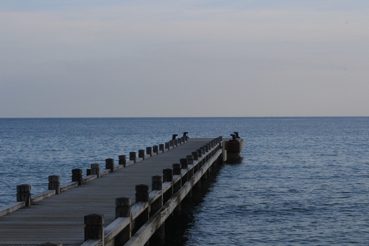 Image - sea sky cloud grey clouds blue