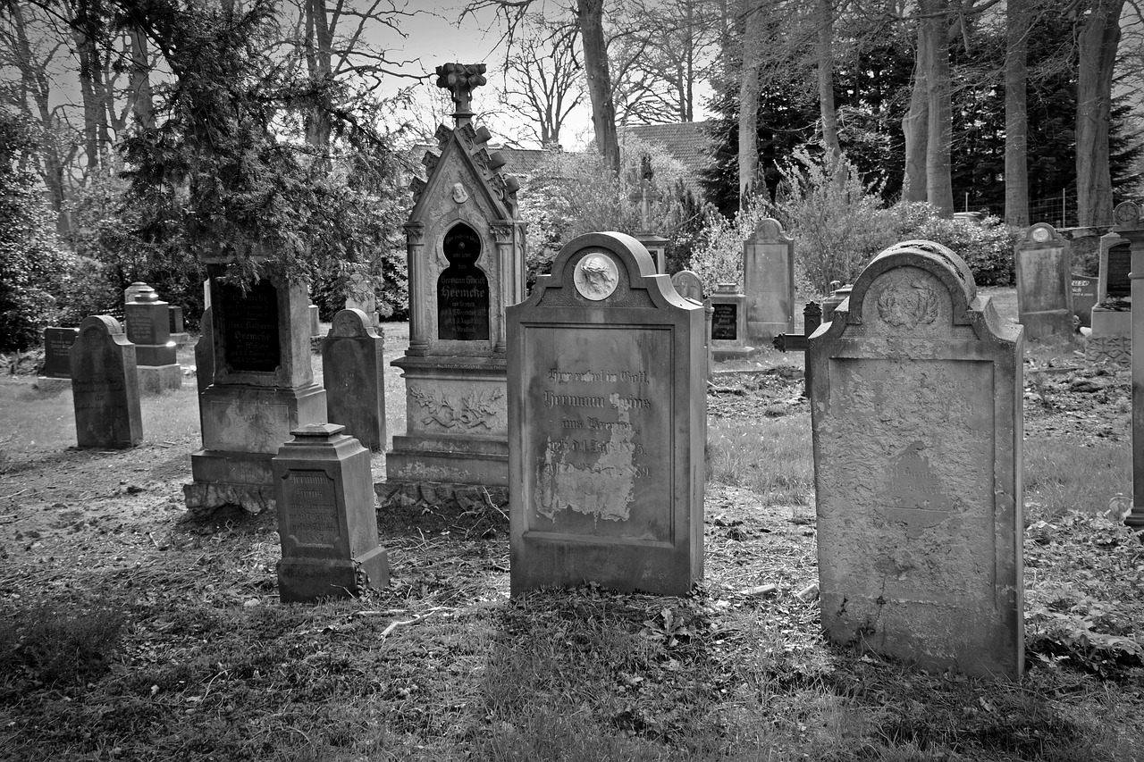 Image - tombstone old grave stones cemetery
