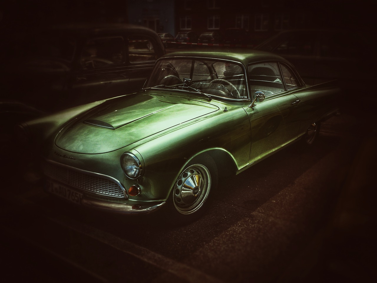 Image - auto oldtimer darkness night green