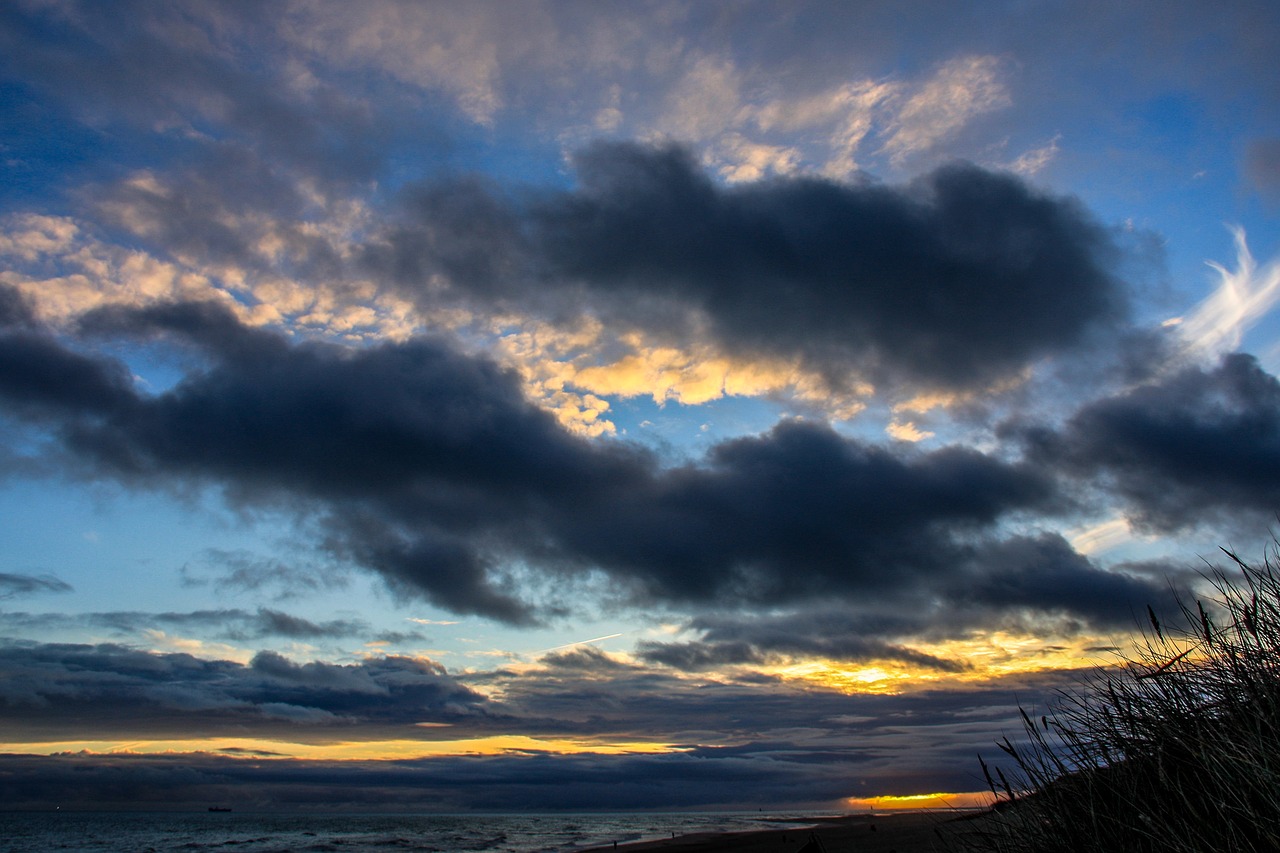 Image - autumn sea clouds dune beach