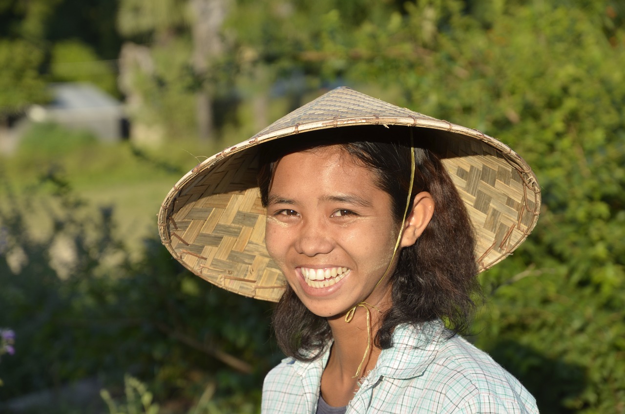 Image - girl myanmar laugh face happy