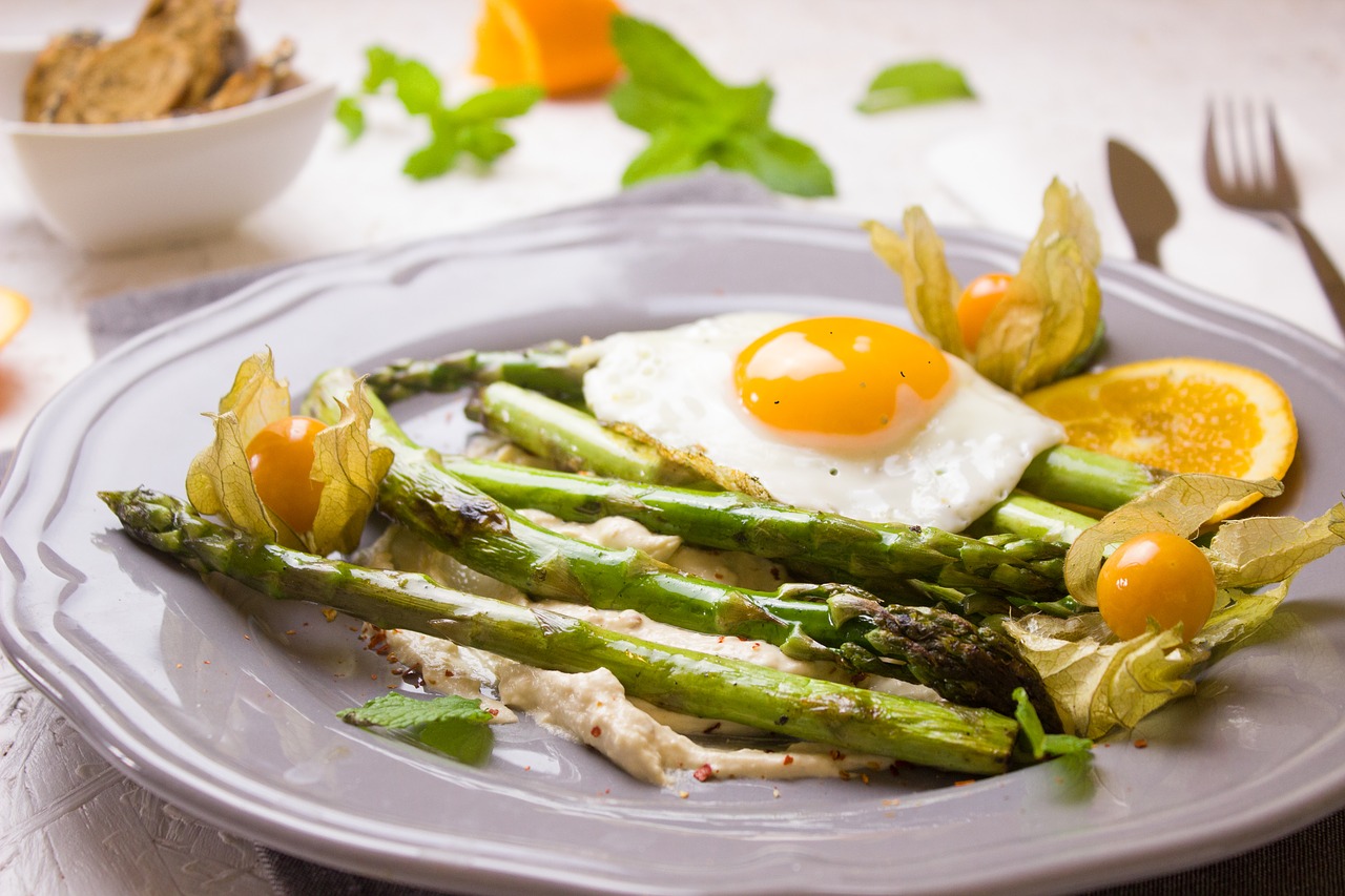 Image - asparagus fried orange vegetables