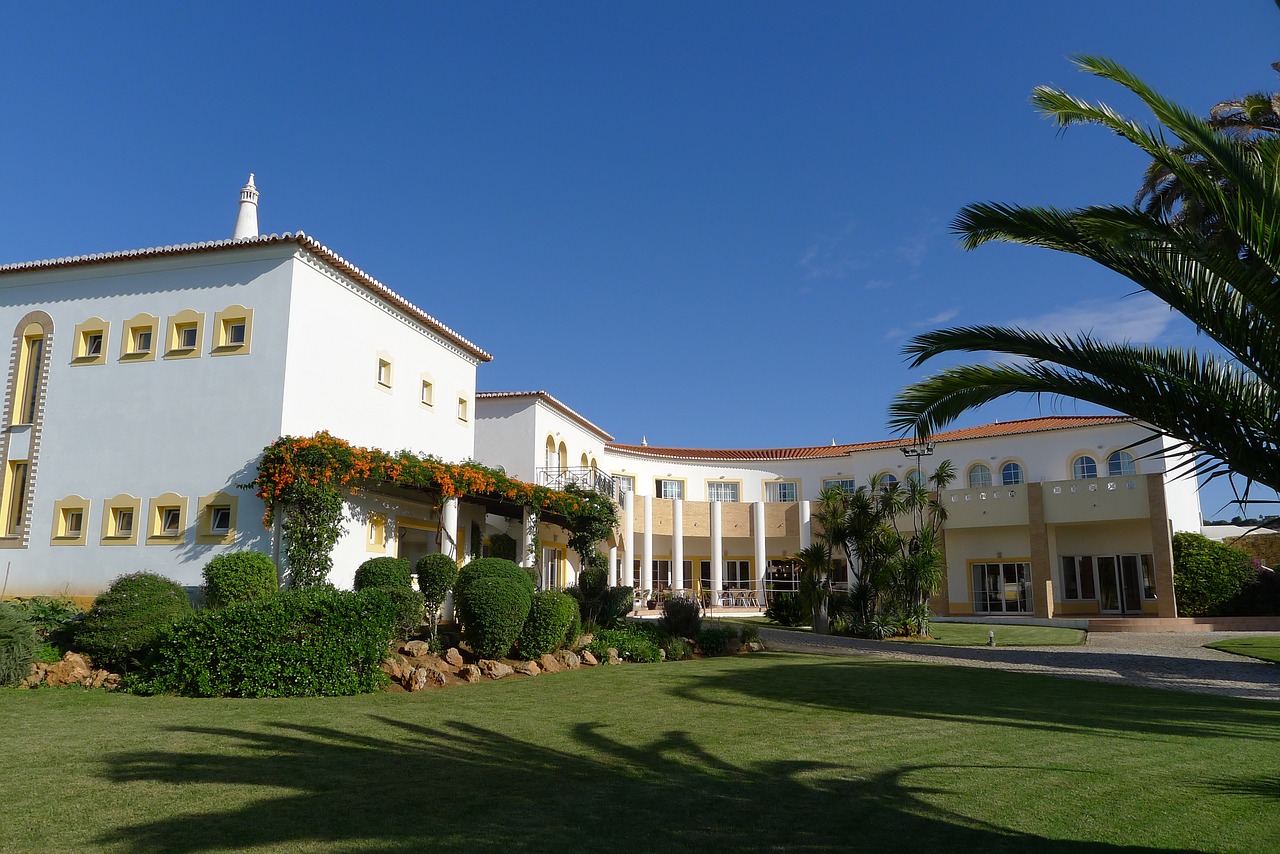 Image - sun hotel algarve luz bay