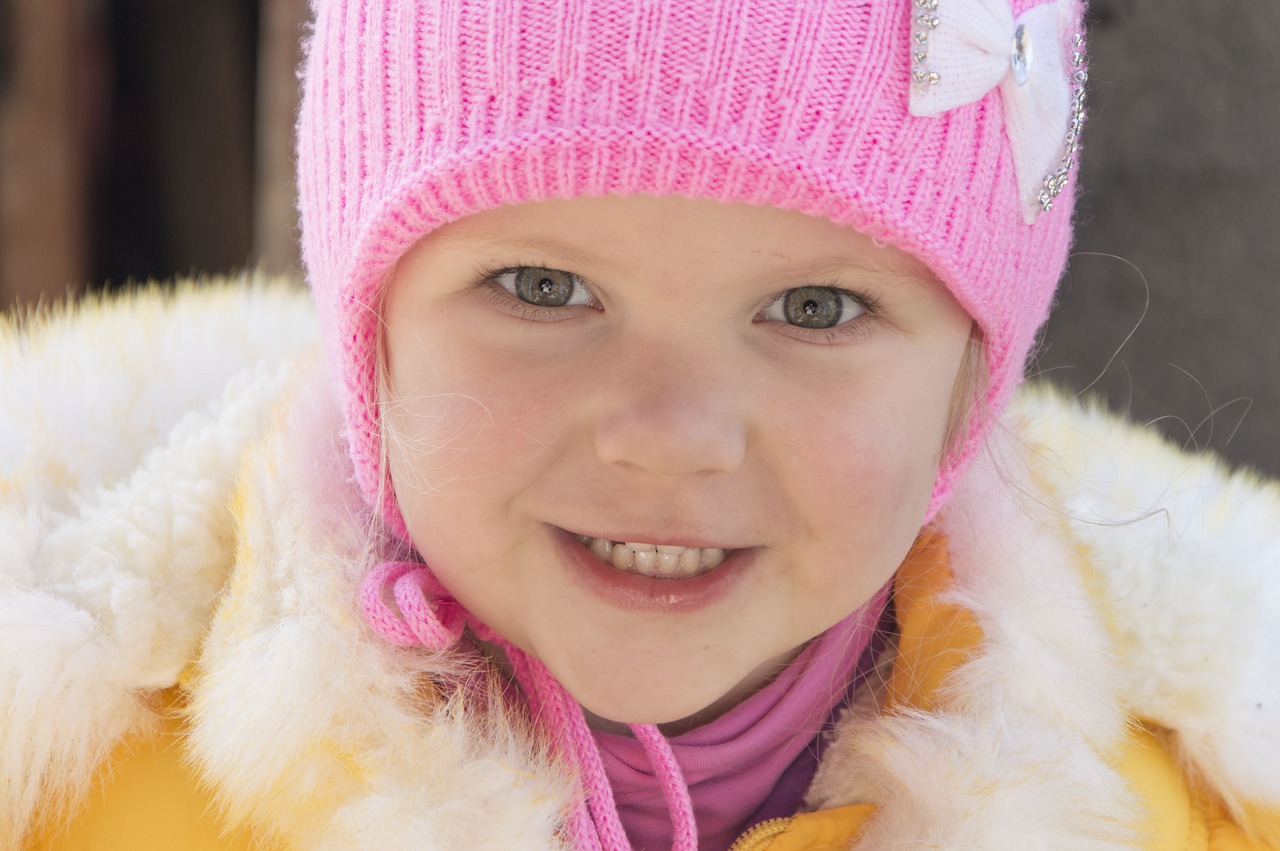 Image - girl small smile portrait closeup