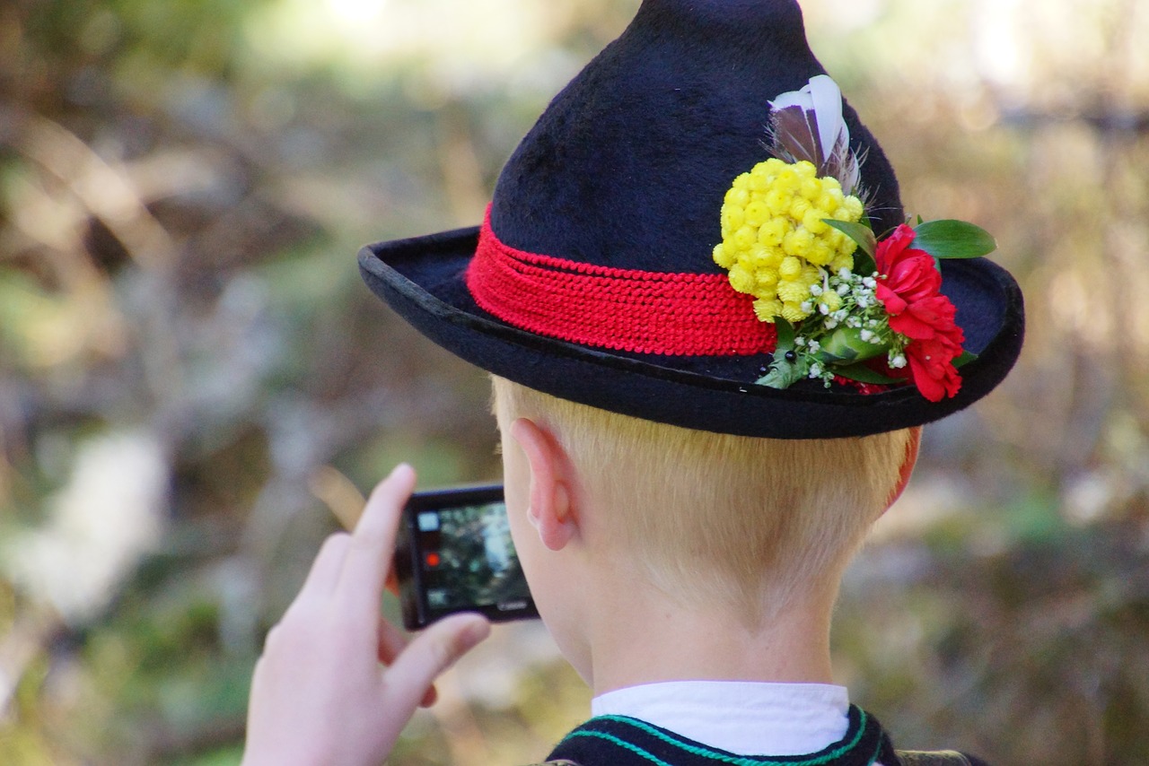 Image - sarner hat costume south italy
