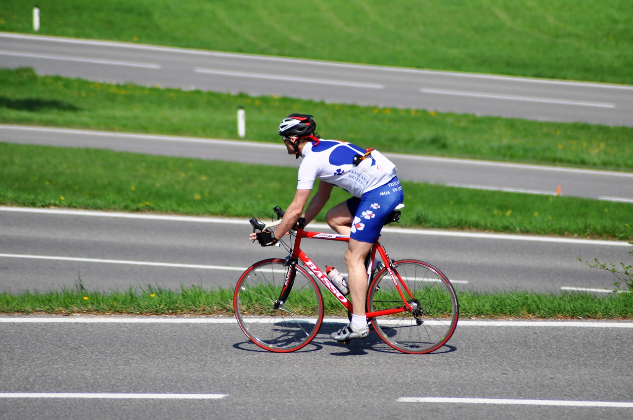 Image - road bike bike cycling wheel