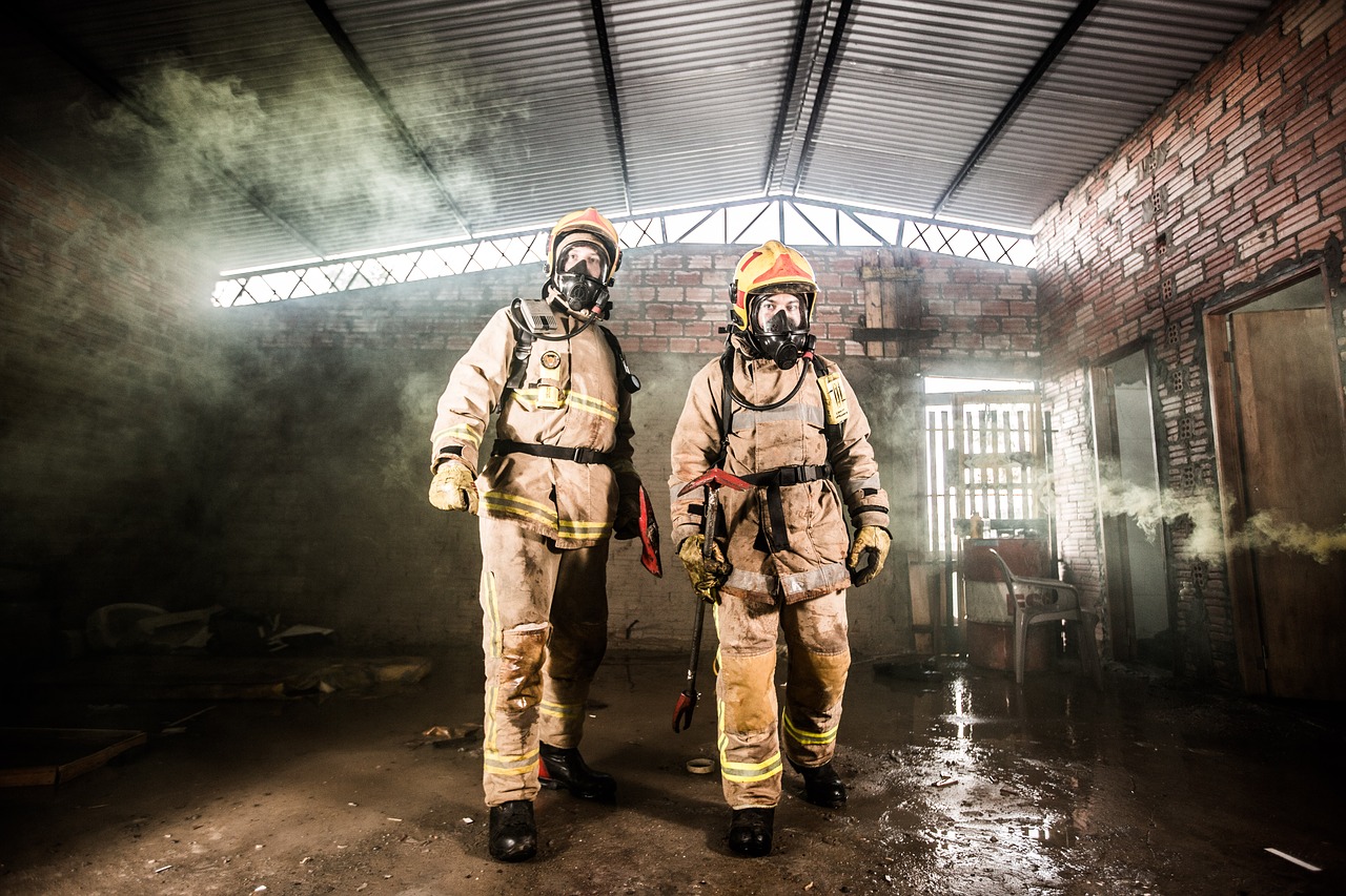 Image - fire volunteer firefighters rescue