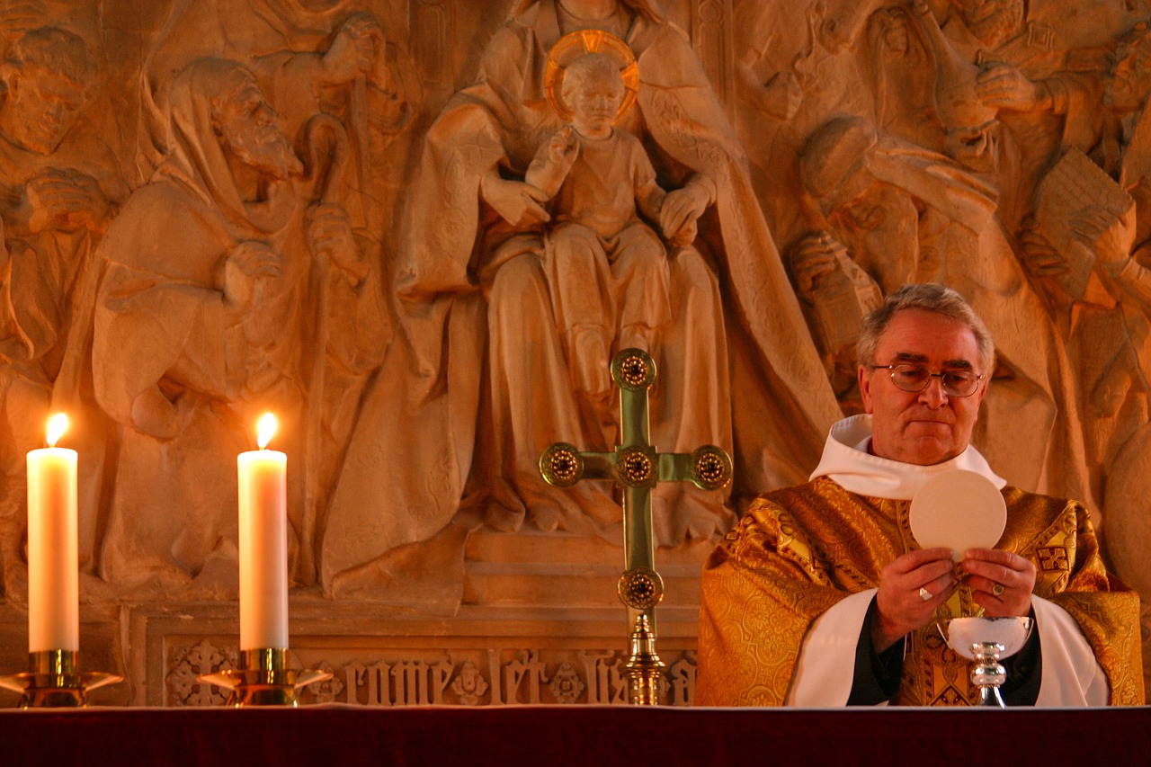 Image - communion church altar candles