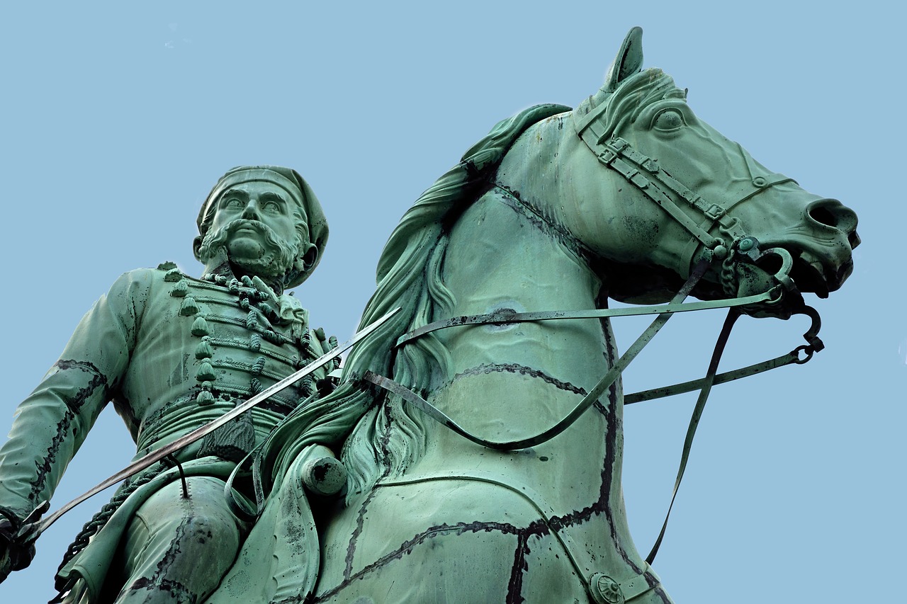 Image - sculpture rider on horse copper