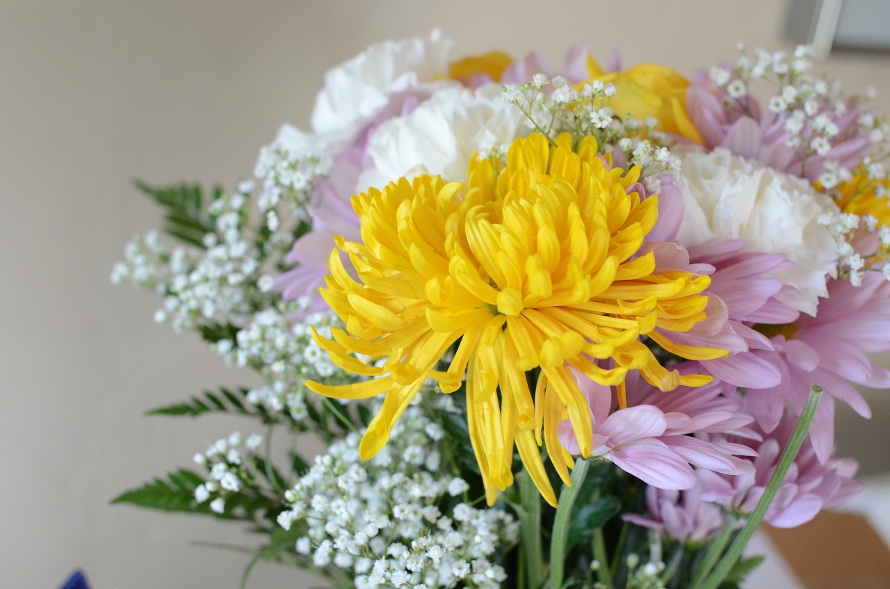 Image - flowers bouquet yellow pink white