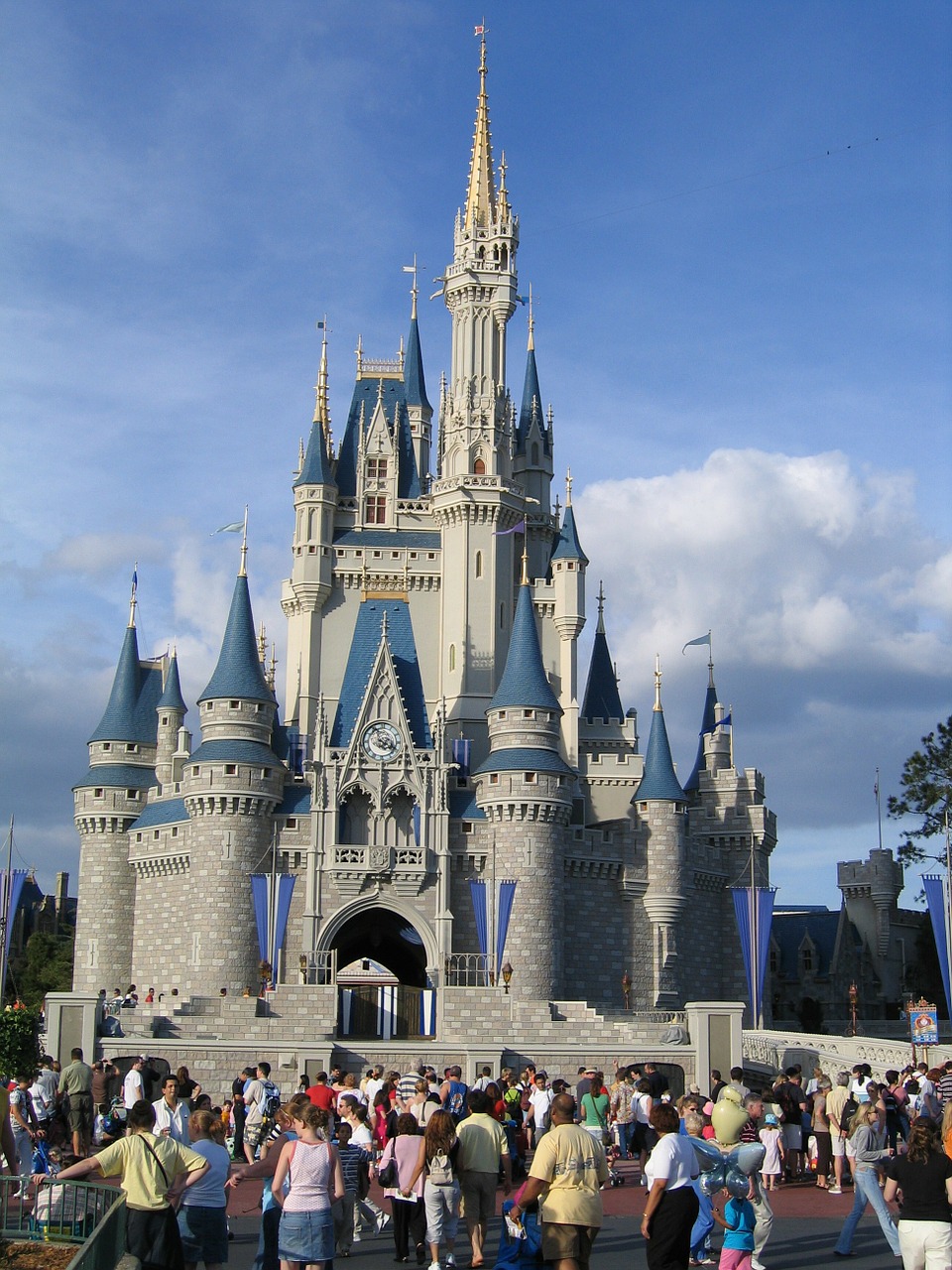 Image - disney world magic kingdom building