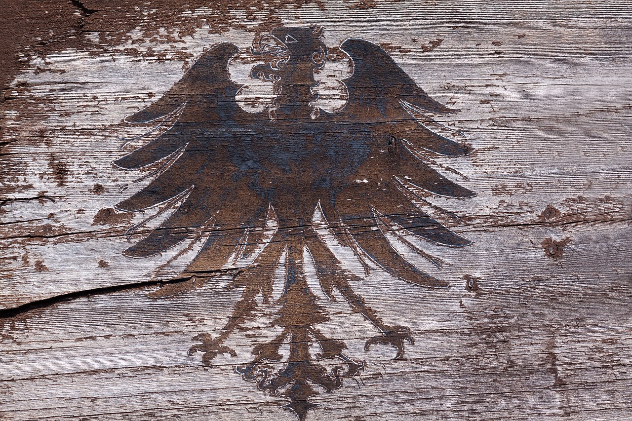 Image - adler wood old painted weathered