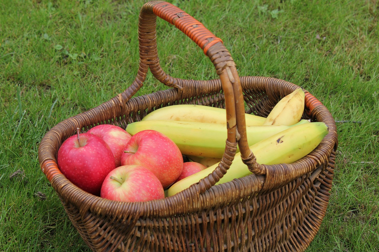 Image - basket fruit apples bananas wicker