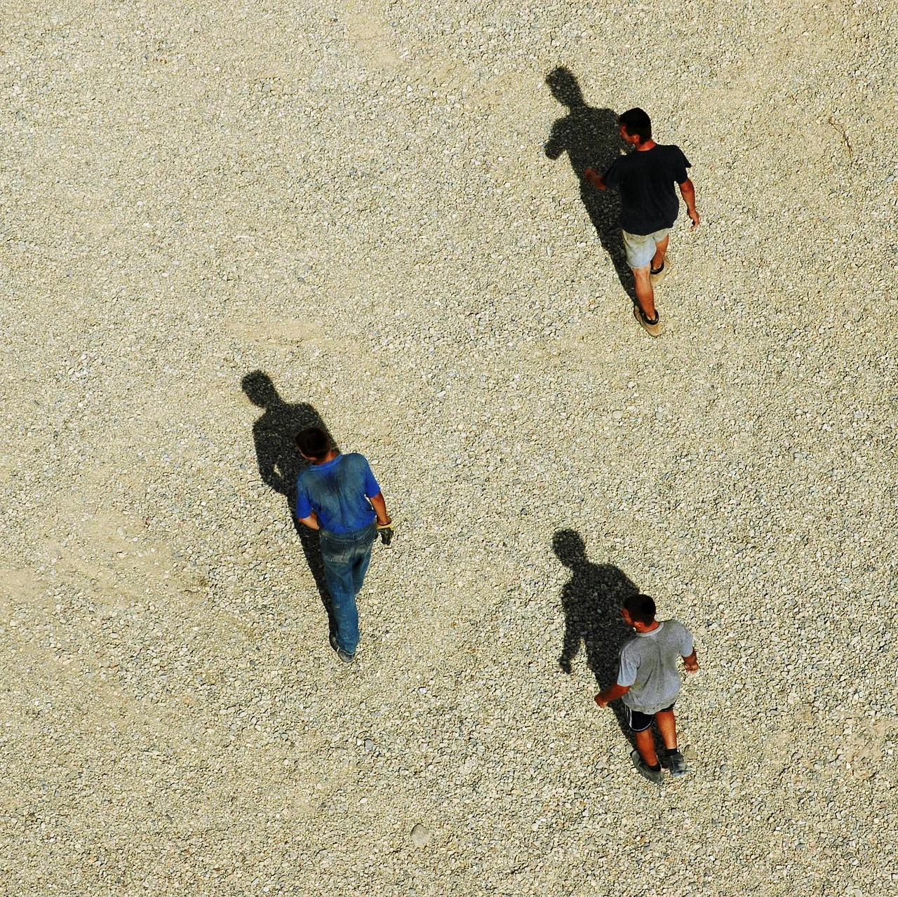 Image - people pískovna gravel heat