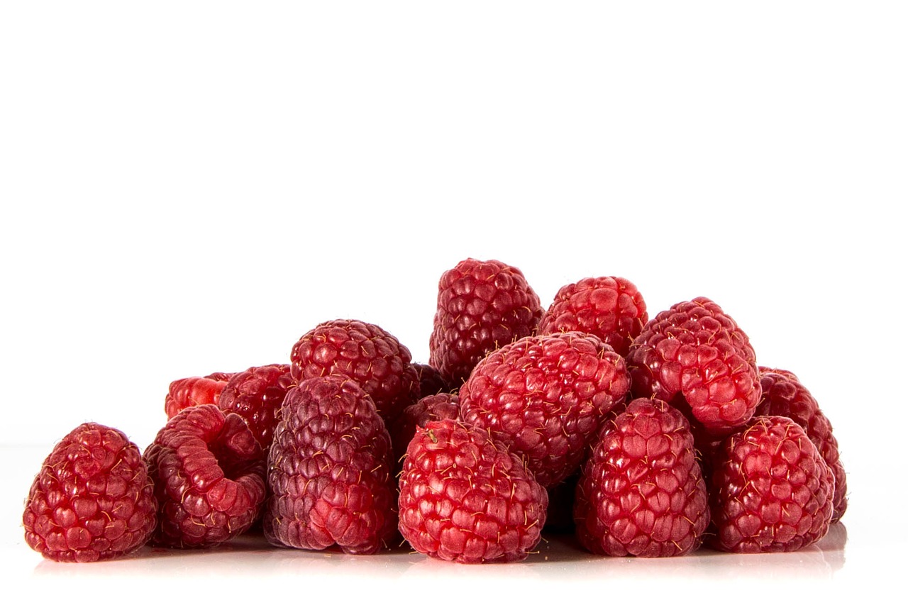 Image - raspberries small red fruits