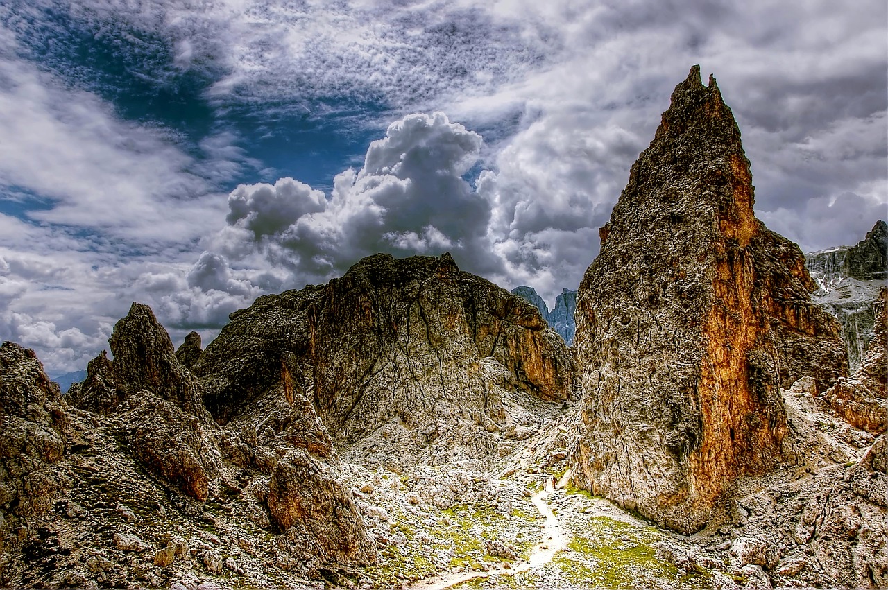 Image - dolomites mountains italy