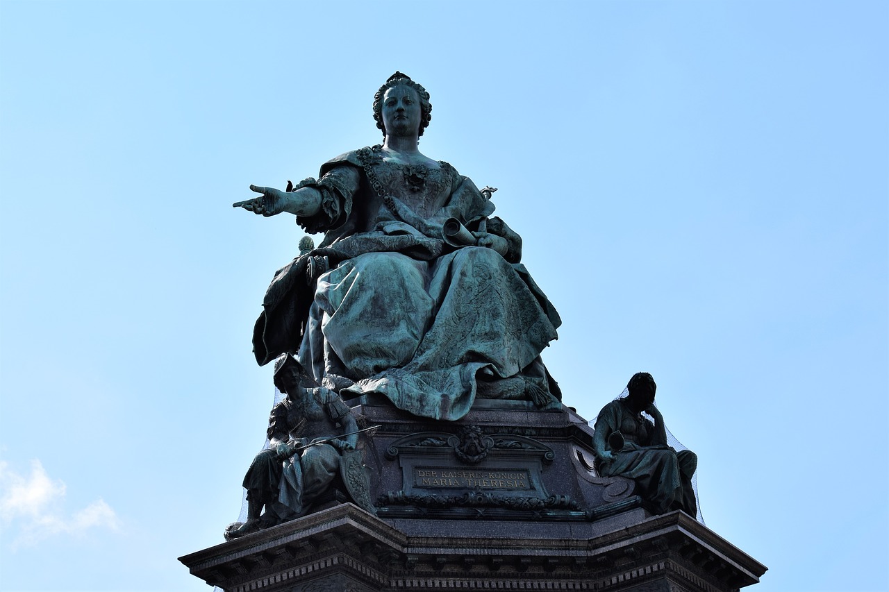 Image - statue maria therese monument