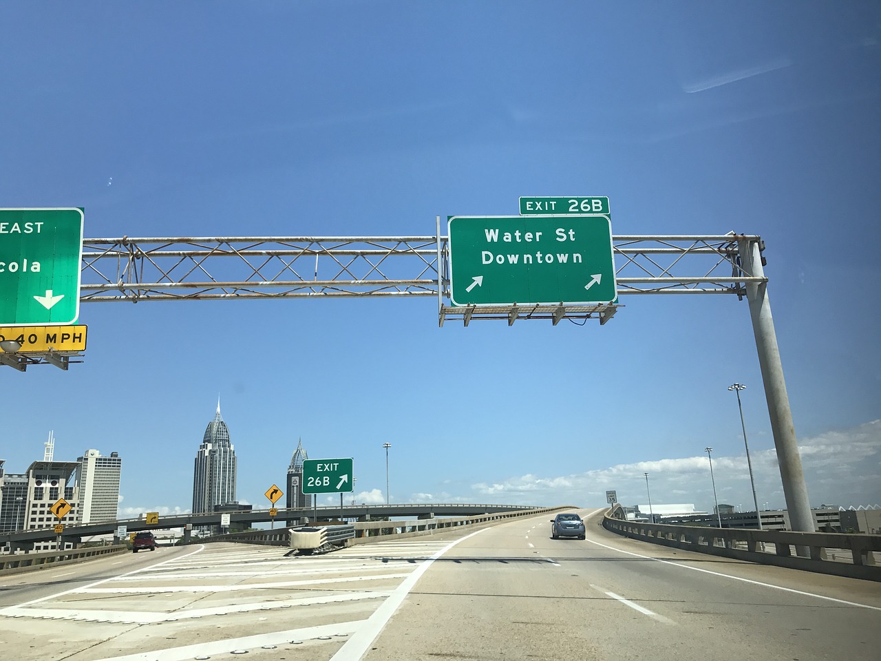 Image - downtown mobile alabama interstate 10