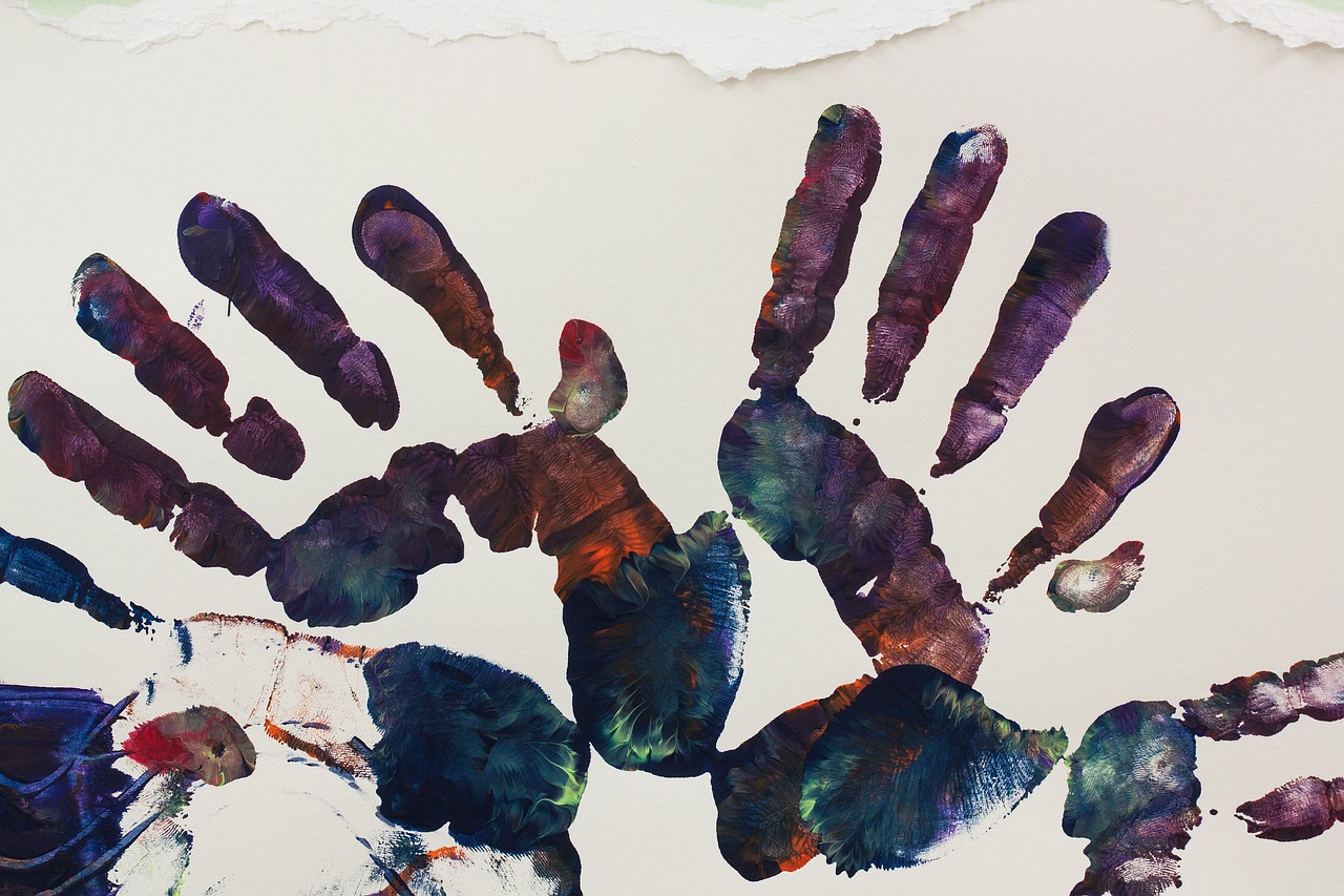 Image - art therapy hand hands handprint
