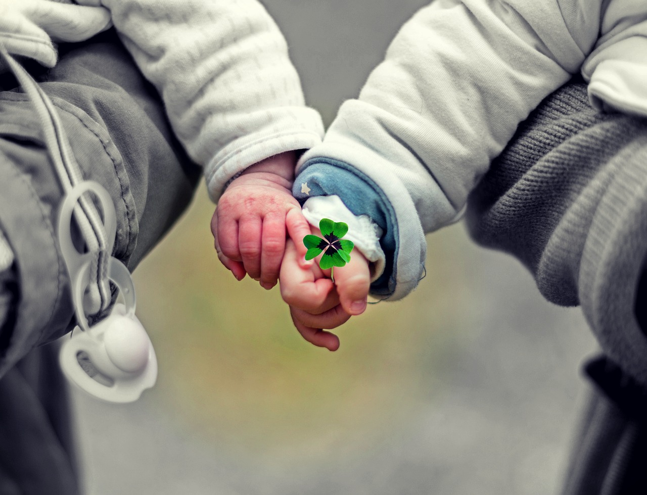 Image - babies children hands friends