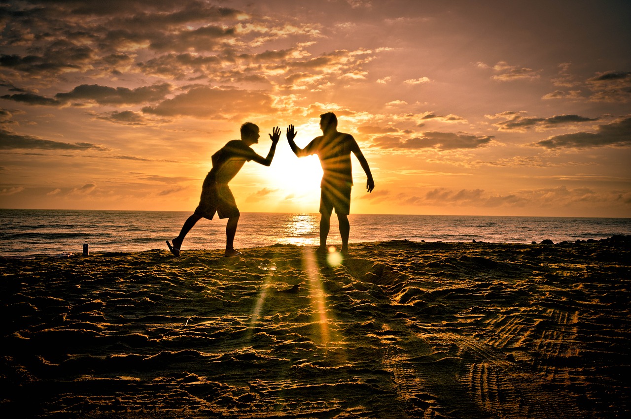 Image - friends partners sol beach