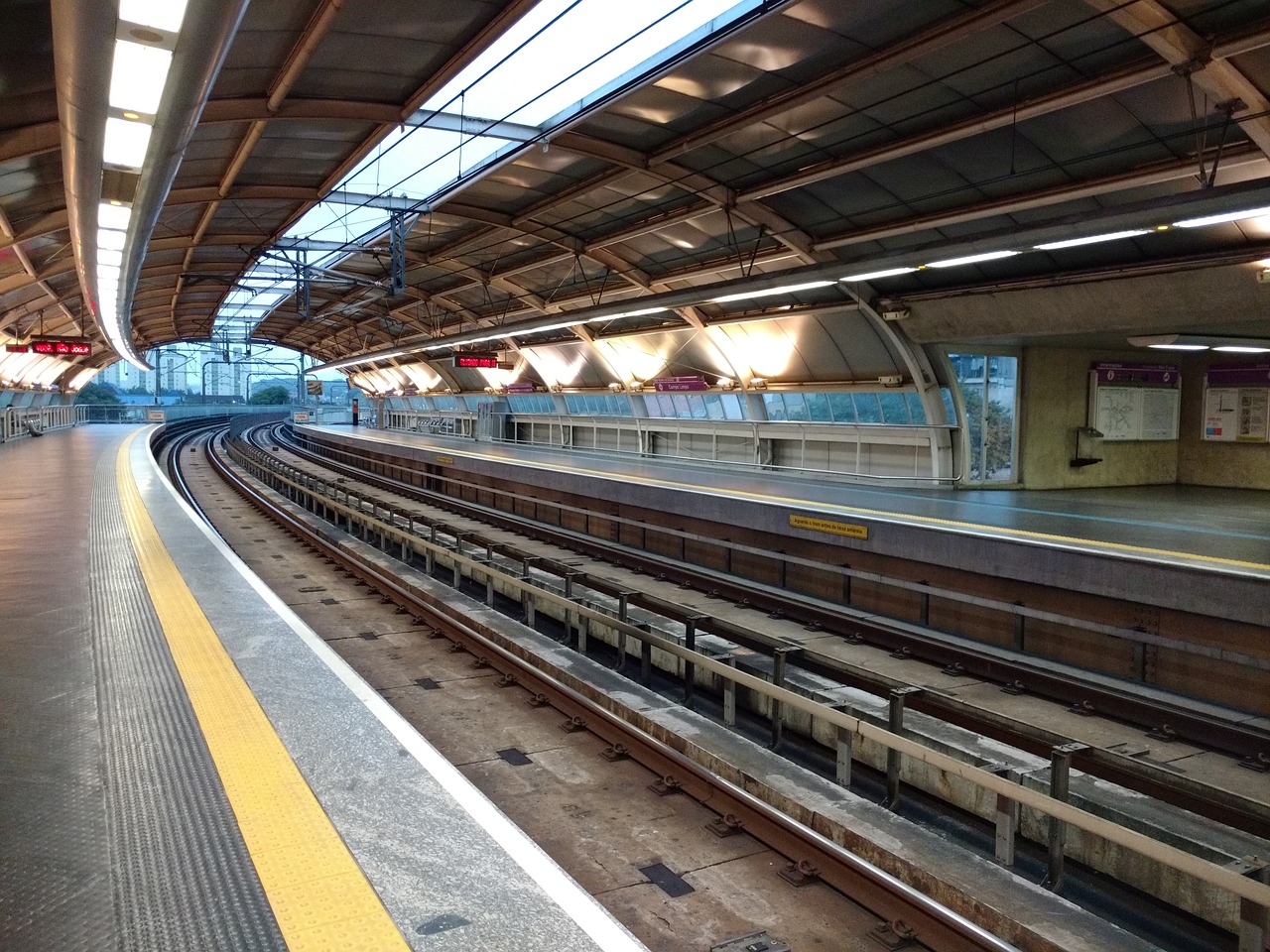 Image - subway field clean são paulo