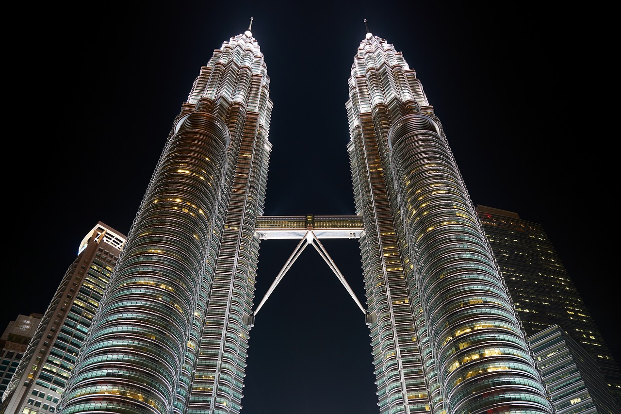 Image - malaysia skyscraper building