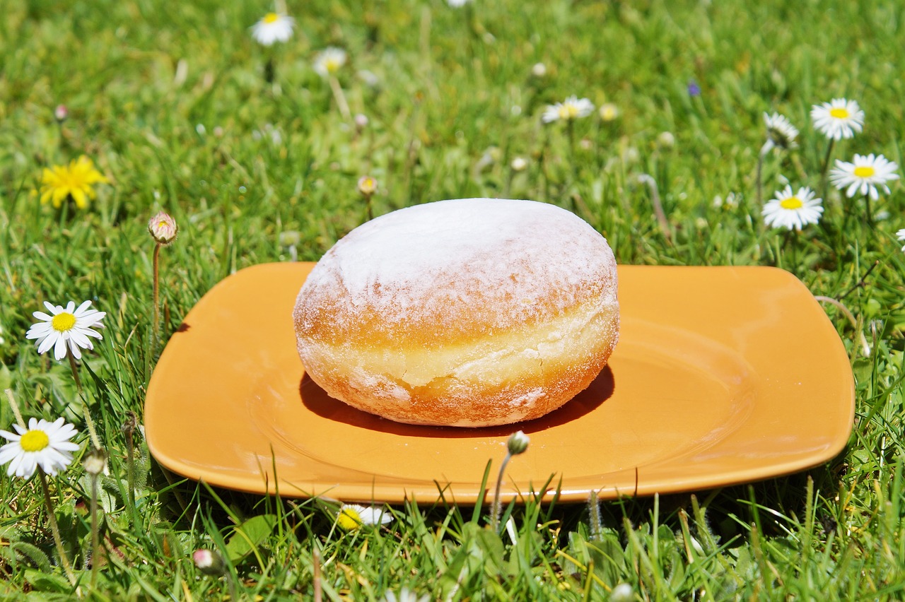 Image - donut berlin carnival sugar food