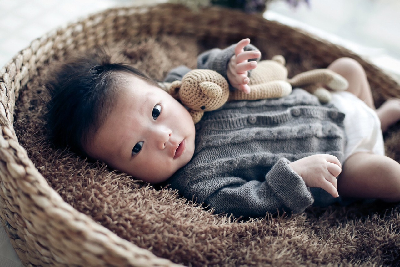 Image - baby children beige
